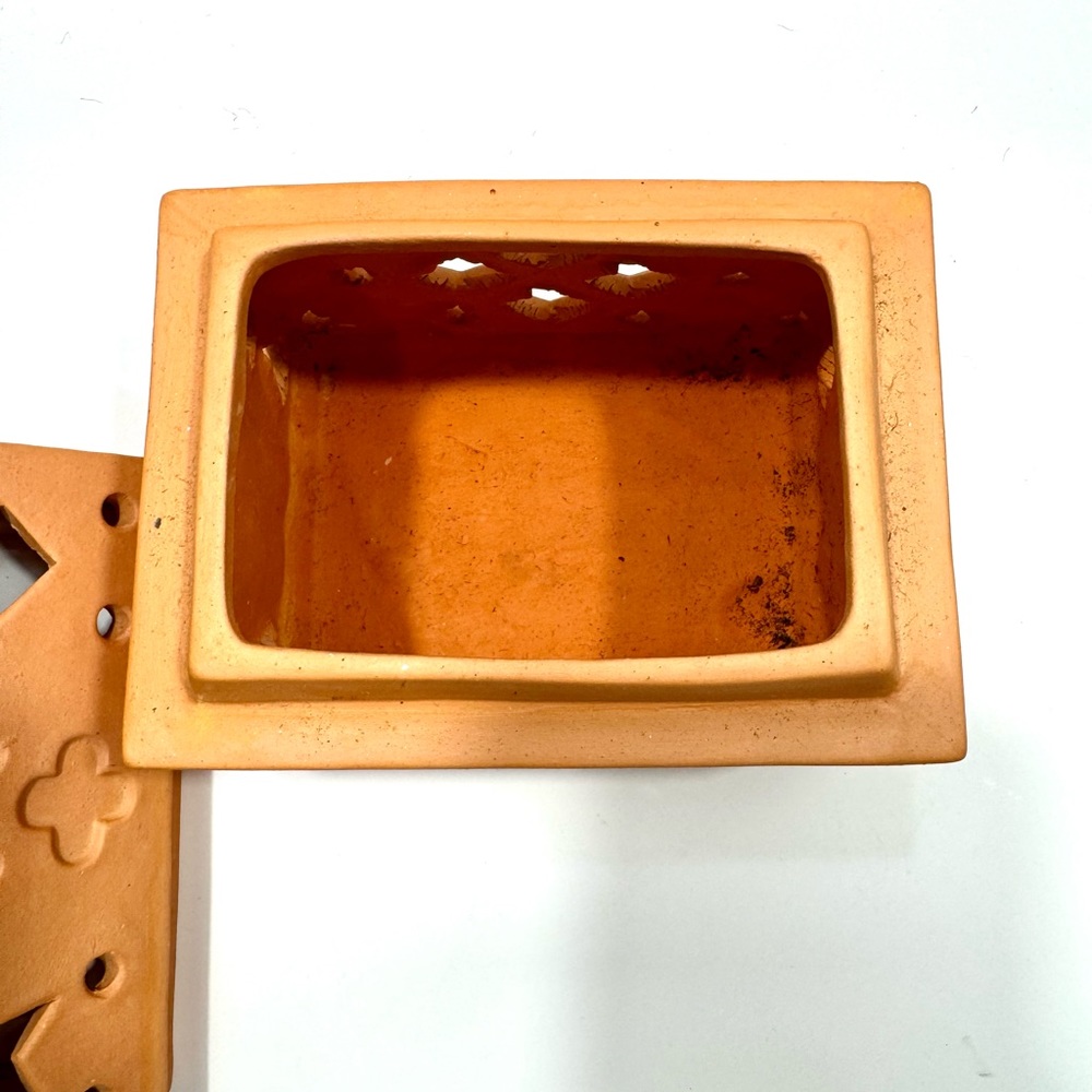 TERRACOTTA CLAY CANDLE HOUSE MADE IN PORTUGAL - Picture 4 of 15